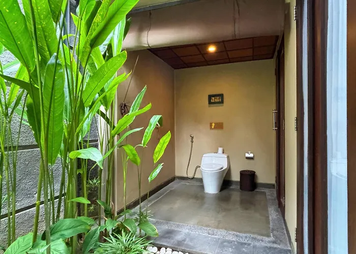 Villa Nyuh Bali *